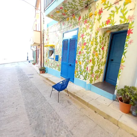 Marco Polo Vista Mare Apartment Trappeto (Sicily)
